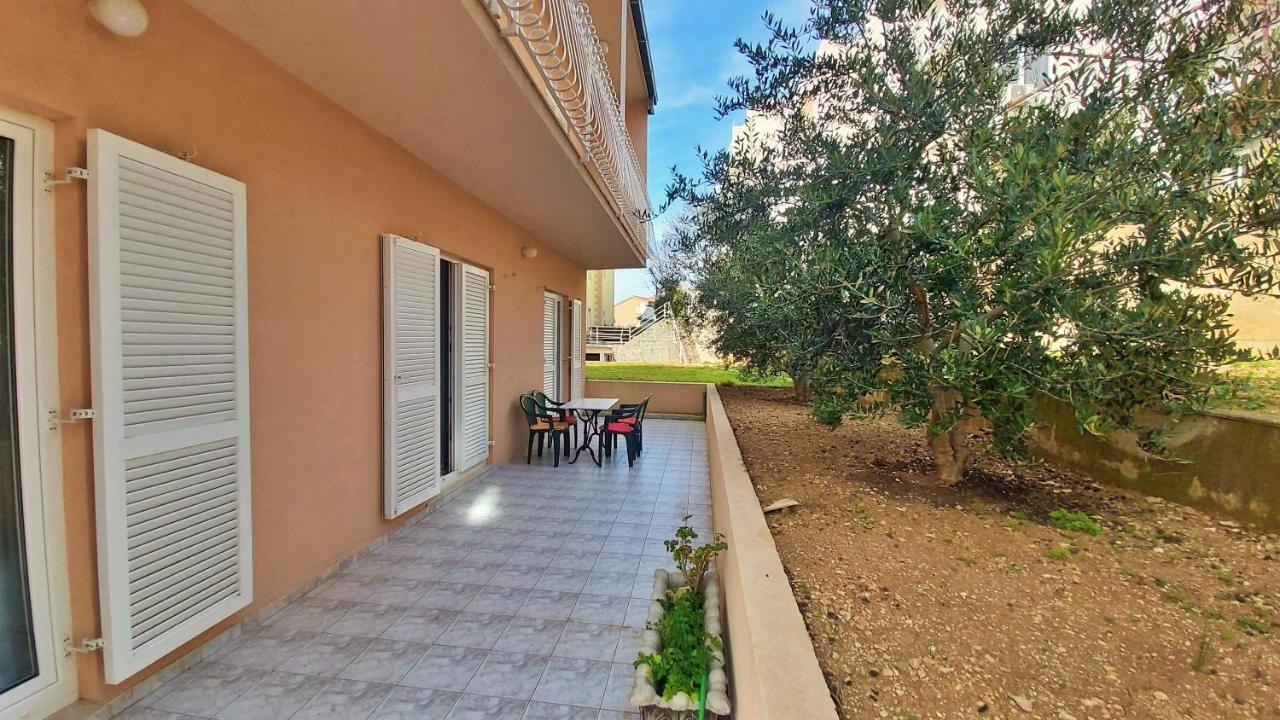 Apartments Mandalinic Omiš Extérieur photo